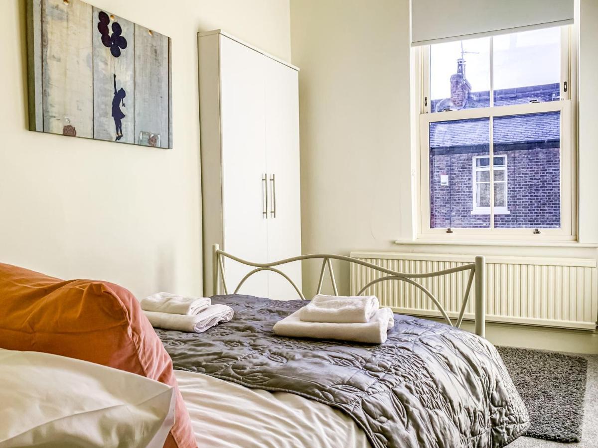 The Vines - Stunning Period Home With Free Parking Йорк Екстериор снимка