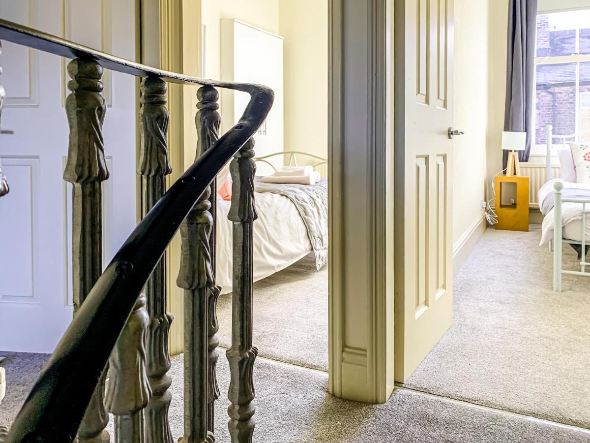 The Vines - Stunning Period Home With Free Parking Йорк Екстериор снимка