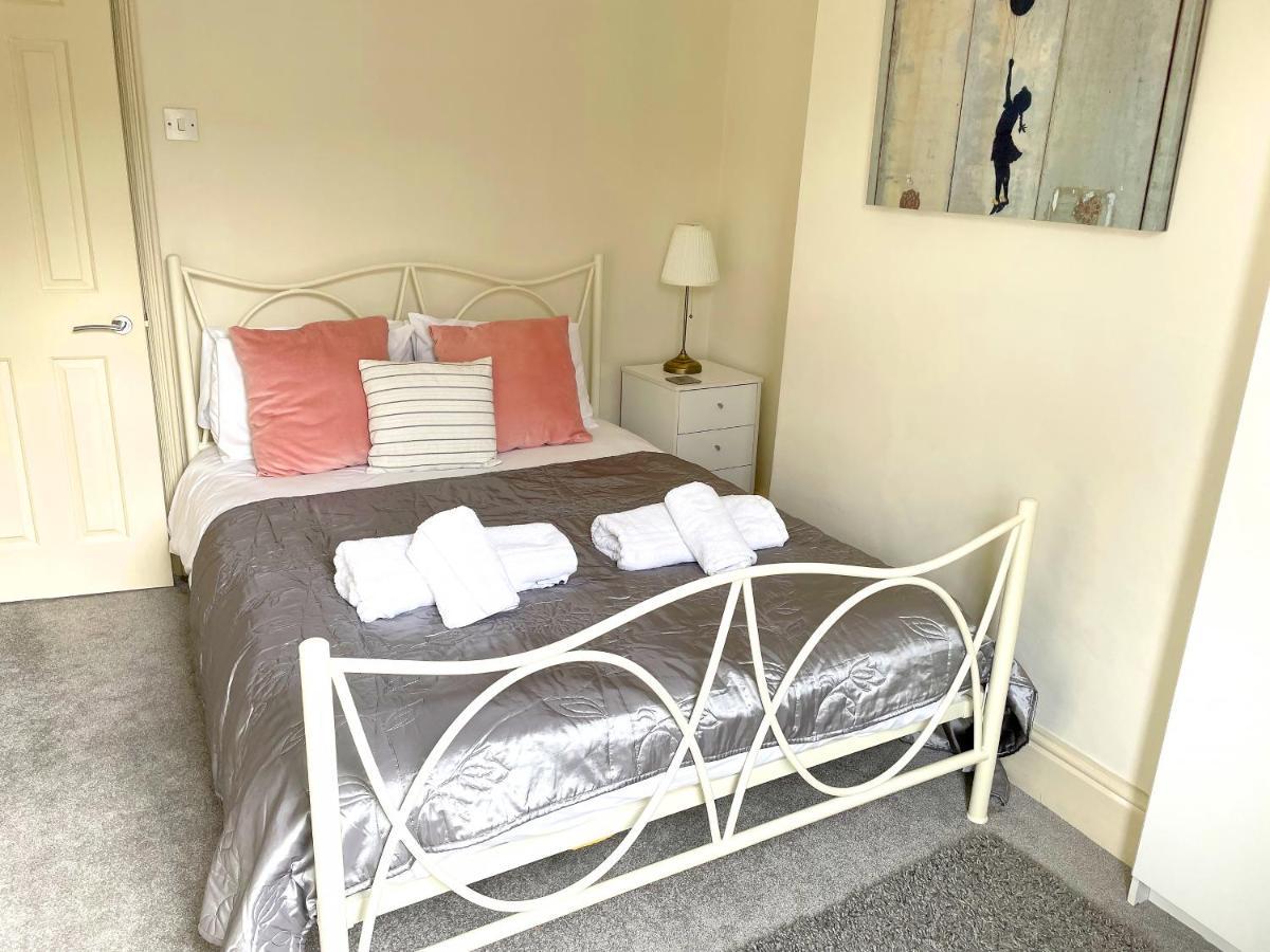 The Vines - Stunning Period Home With Free Parking Йорк Екстериор снимка